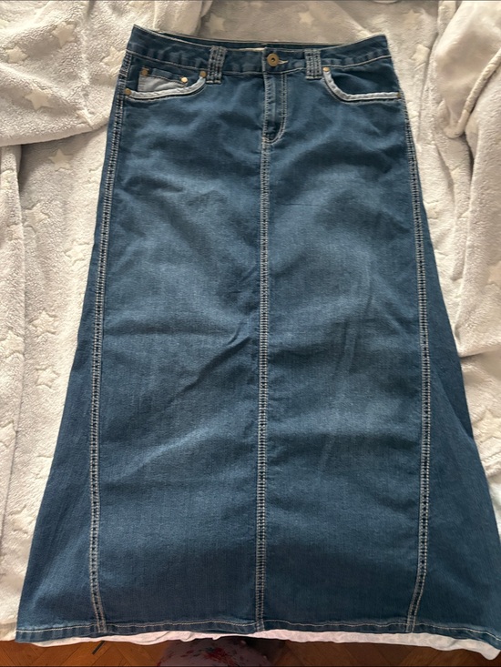 Denim - Women's Dark Blue Denim Maxi Skirt - Classic Casual (never worn)